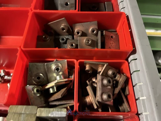 Partij verdeelblokken, koppelingen en industriële slangen - afbeelding 18 van  73