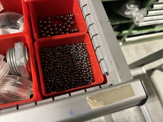 Partij verdeelblokken, koppelingen en industriële slangen - afbeelding 27 van  73