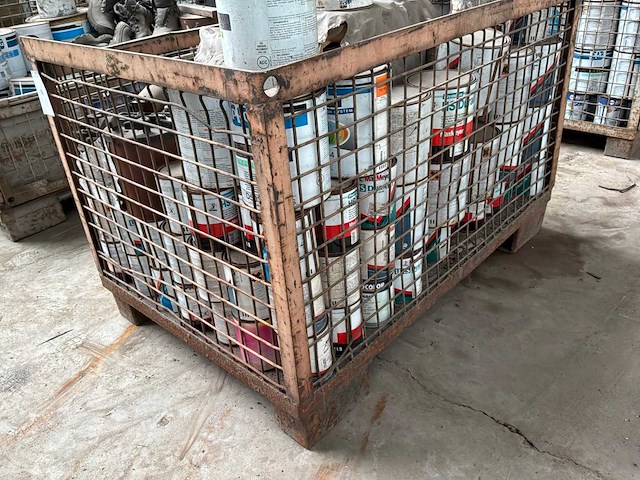 Partij verf en lak - afbeelding 4 van  4