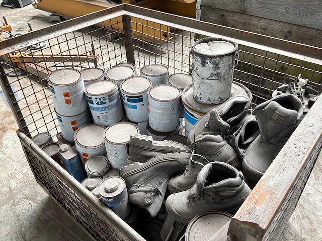 Partij verf en lak - afbeelding 3 van  5