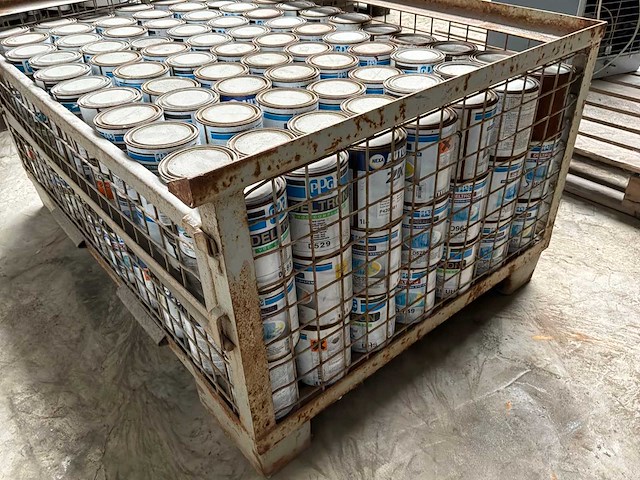 Partij verf en lak - afbeelding 2 van  3