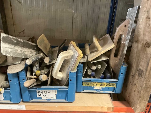 Partij verf en plamuurtoebehoren - afbeelding 6 van  8