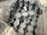 Partij verf, get. colr, kalkhvit, aan 1 liter per pot - afbeelding 2 van  6