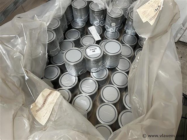 Partij verf, get. colr, kalkhvit, aan 1 liter per pot - afbeelding 3 van  6