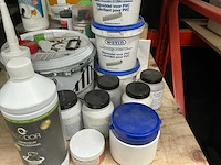 Partij verf, glijmiddel en vloeistoffen - afbeelding 3 van  5