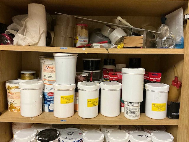 Partij verf/ knutsel materiaal - afbeelding 1 van  13