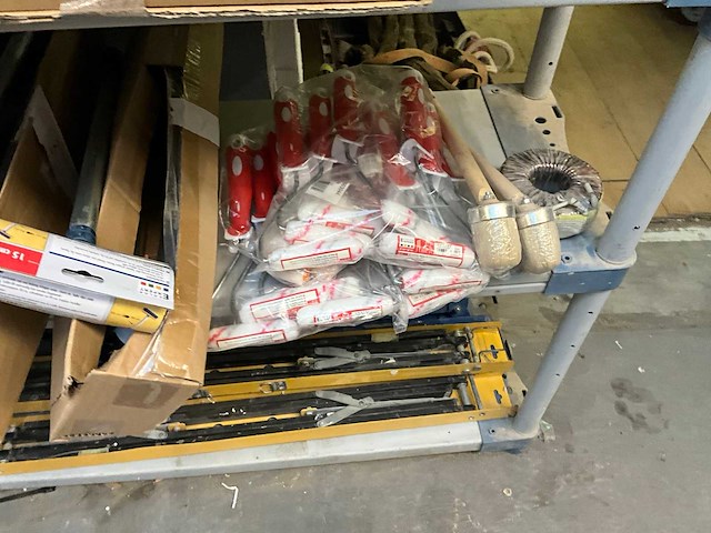 Partij verfborstels - afbeelding 10 van  10