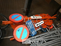 Partij verkeersborden - afbeelding 1 van  5