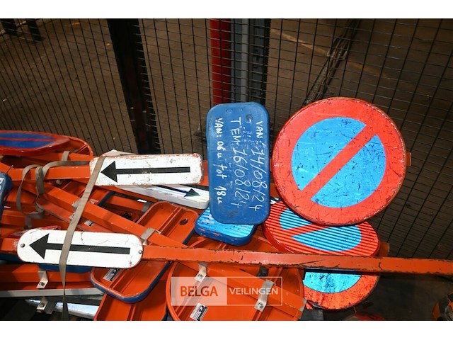 Partij verkeersborden - afbeelding 5 van  5