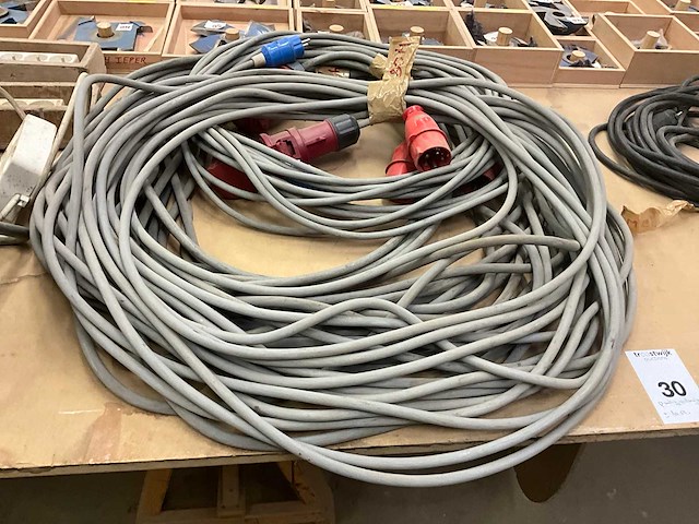 Partij verlengkabelhaspels en -snoer - afbeelding 5 van  6