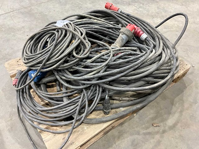 Partij verlengkabels - afbeelding 8 van  8