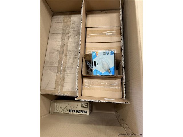 Partij verlichting en divers - afbeelding 2 van  8