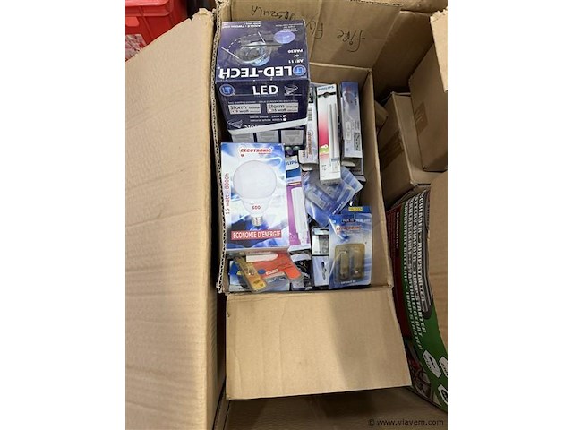 Partij verlichting en divers - afbeelding 3 van  8