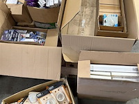 Partij verlichting en divers - afbeelding 1 van  8