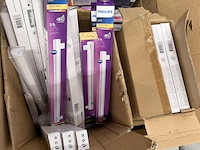 Partij verlichting en divers - afbeelding 4 van  8