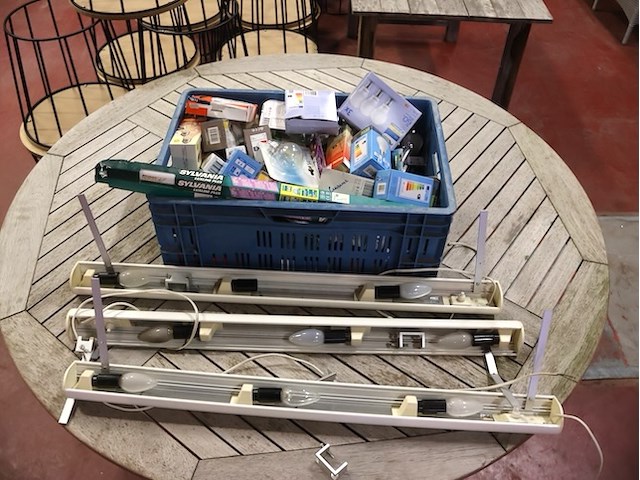 Partij verlichting - afbeelding 1 van  7