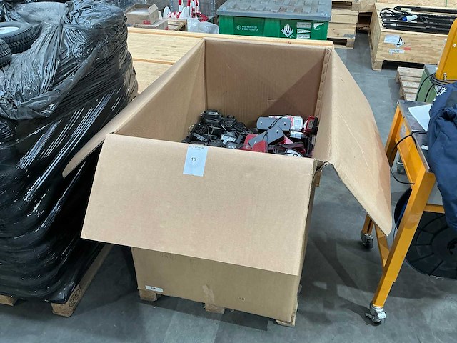 Partij verlichtingen - afbeelding 5 van  5