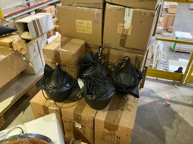 Partij verlichtingsarmaturen - afbeelding 3 van  7