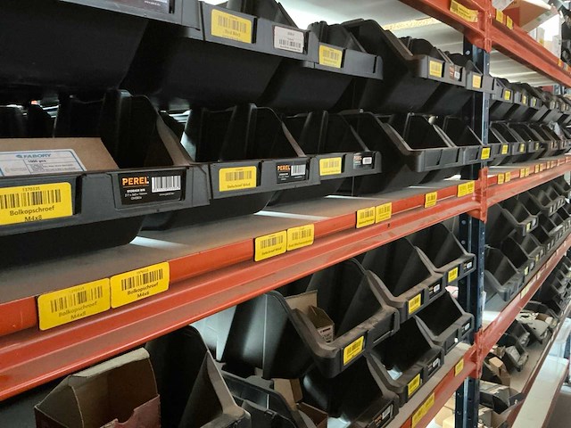 Partij verlichtingsmaterialen/onderdelen - afbeelding 2 van  34