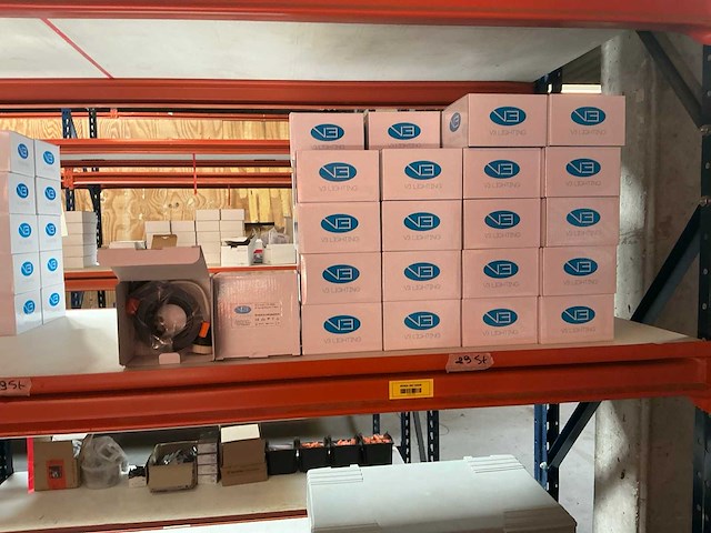 Partij verlichtingsmaterialen/onderdelen - afbeelding 4 van  34