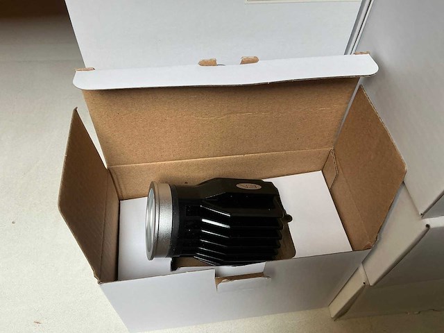 Partij verlichtingsmaterialen/onderdelen - afbeelding 11 van  34