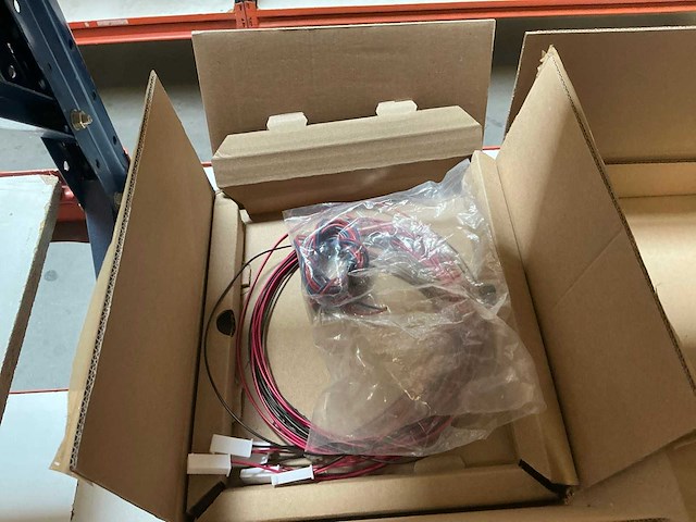 Partij verlichtingsmaterialen/onderdelen - afbeelding 17 van  34