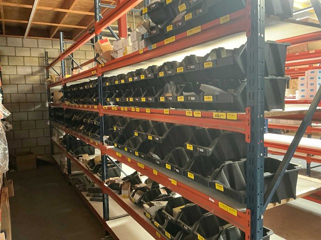 Partij verlichtingsmaterialen/onderdelen - afbeelding 12 van  34