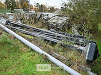 Partij verlichtingspalen