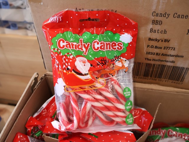 Partij vervallen candy canes (plm 8 dozen) - afbeelding 2 van  4