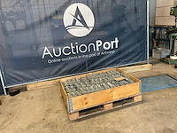 Partij vezonken klepsluiting 250 stuks - afbeelding 1 van  1