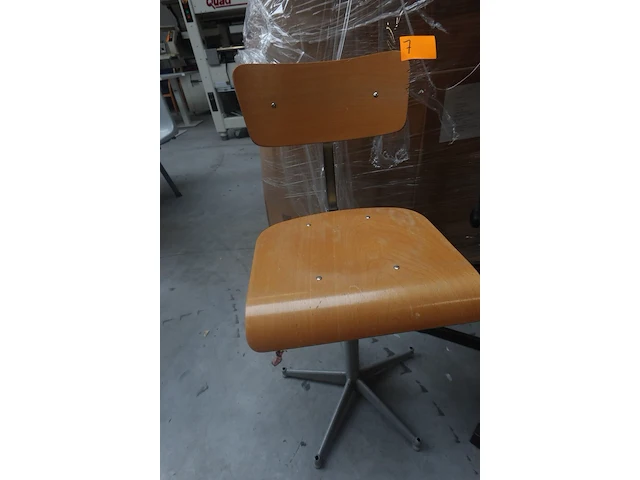 Partij vintage architectenstoel/atelierstoel - afbeelding 3 van  6