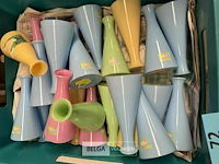 Partij vintage decoratie per doos - afbeelding 1 van  5