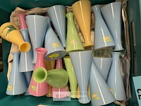 Partij vintage decoratie per doos - afbeelding 3 van  5