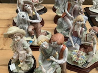 Partij vintage decoratie per doos - afbeelding 1 van  4