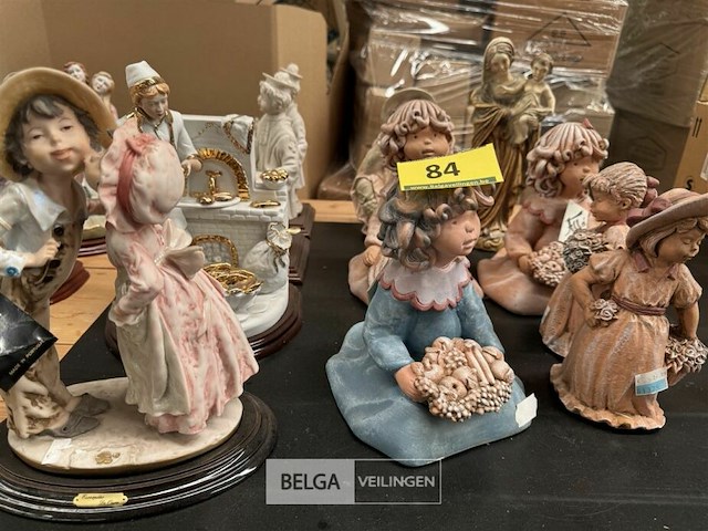 Partij vintage decoratie per doos - afbeelding 1 van  4