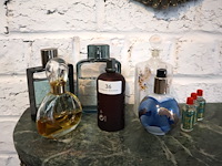 Partij vintage parfum - afbeelding 1 van  4