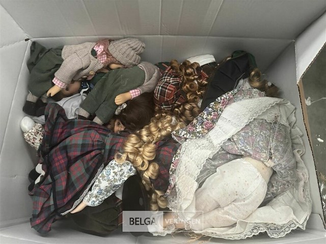 Partij vintage poppen - afbeelding 1 van  5