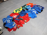 Partij vintage sporttrui - afbeelding 1 van  9