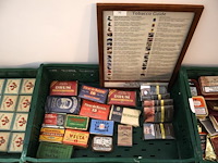 Partij vintage tabaksverpakking - afbeelding 1 van  5