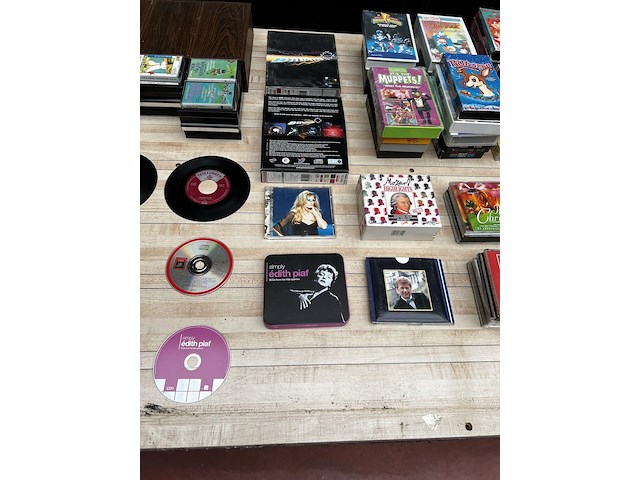 Partij vinylplaten,cd's,vhs - afbeelding 4 van  6