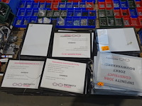 Partij vitrine led displays - afbeelding 1 van  5