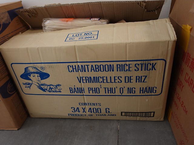 Partij voedingswaren - afbeelding 2 van  14