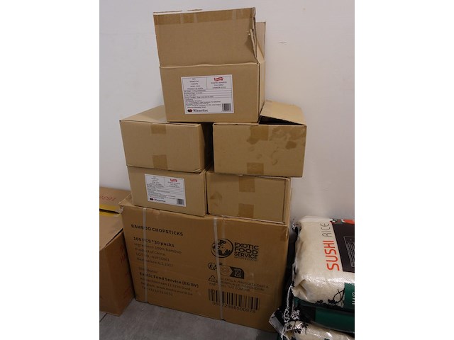 Partij voedingswaren - afbeelding 10 van  14