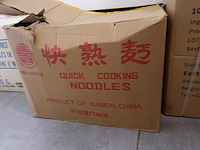 Partij voedingswaren - afbeelding 13 van  14