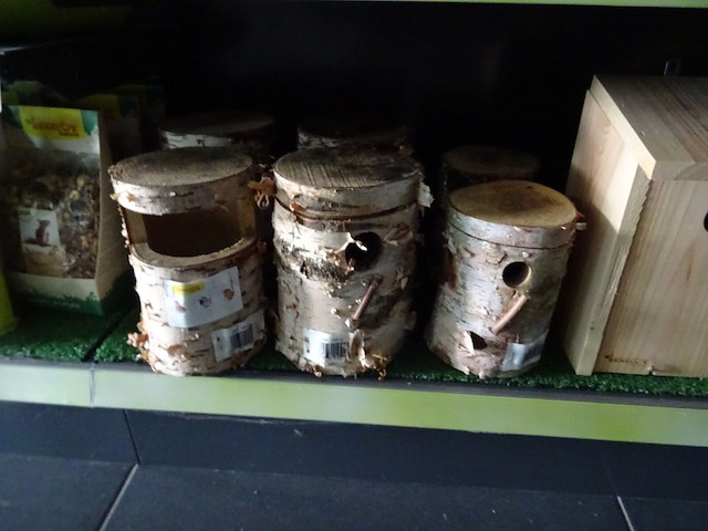 Partij vogelhuisjes/voederbakjes - afbeelding 2 van  12