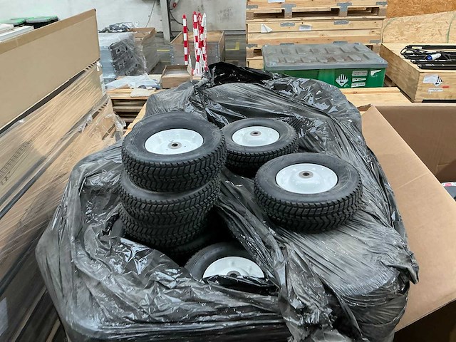 Partij volle wielen - afbeelding 2 van  5