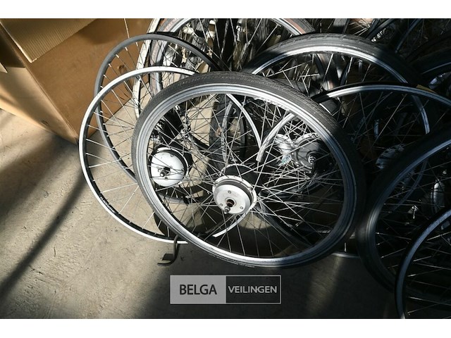 Partij voor -en achterwielmotoren - afbeelding 3 van  6