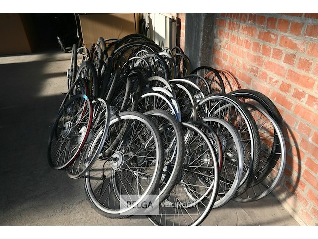 Partij voor -en achterwielmotoren - afbeelding 6 van  6