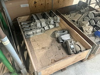 Partij vrachtwagen onderdelen - afbeelding 12 van  23