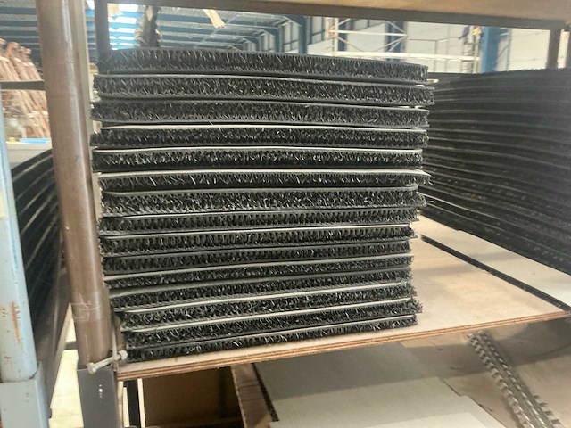 Partij vrachtwagen onderdelen - afbeelding 23 van  23